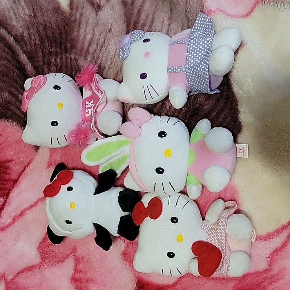 Set of 5 Hello Kitty
